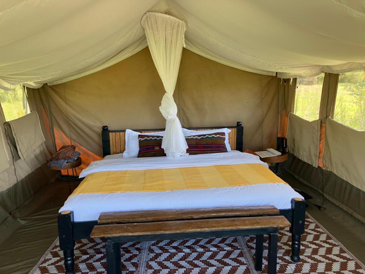 Hotel Kambu Mara Camp Sekenani Esterno foto